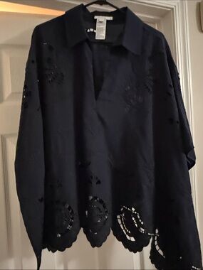 Chico's Dark Navy Eyelet Scalloped Tunic Blouse